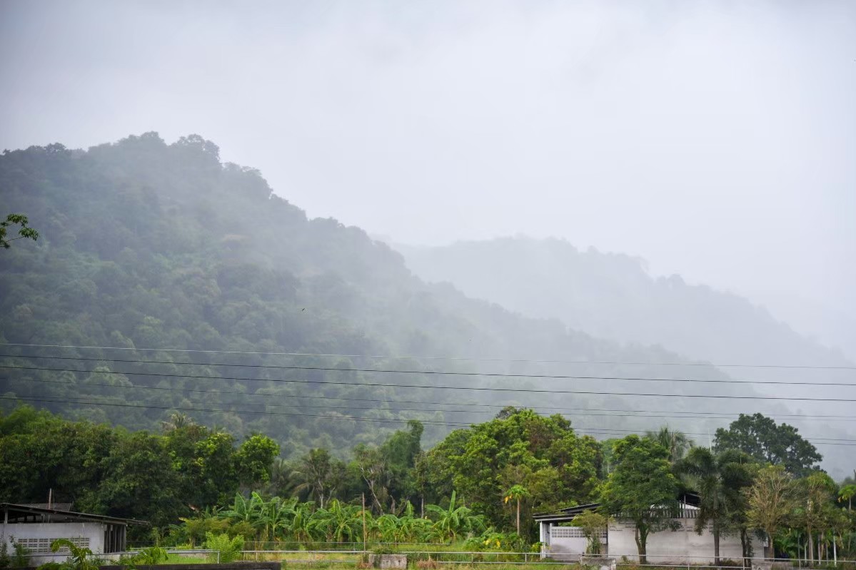 LINE_ALBUM_รูปภาพลาน ห้องพัก ระเบียบต่างๆ_241028_11